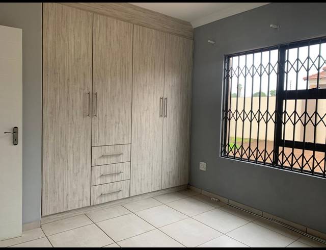 3 BEDROOM HOUSE FOR SALE IN BERGSIG